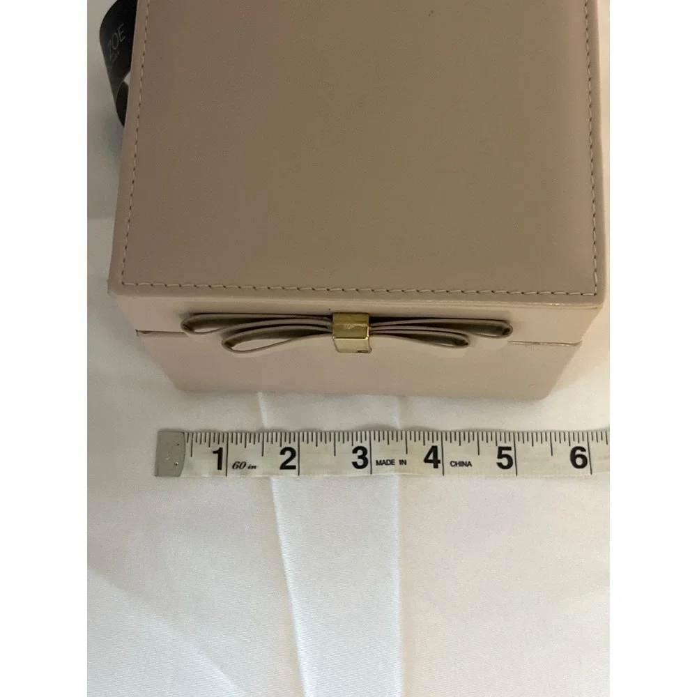Rachel Zoe Beige Faux Leather Bow Jewelry Organizer‎ Box With Mirror